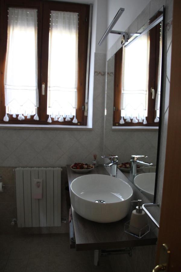 Casa Elena Daire Assisi Dış mekan fotoğraf